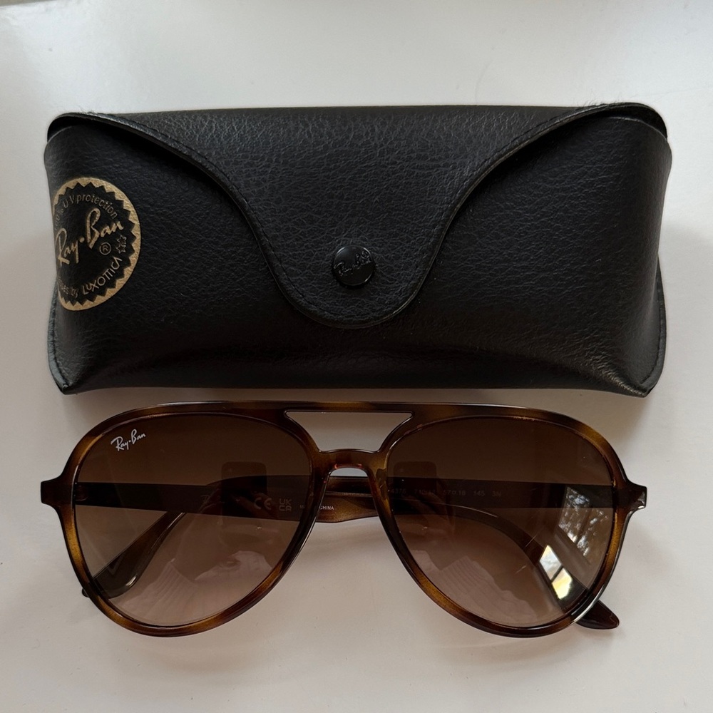 Ray-Ban Tortoise Shell Sunglasses